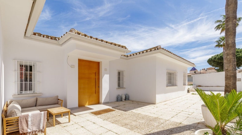 Málaga - Benalmádena - 1221m2