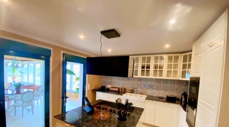Alicante - Muntanya de la Sella - 8200m2