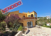 Xalet independent amb terreny en venda a Dénia ref.: TR108428 foto