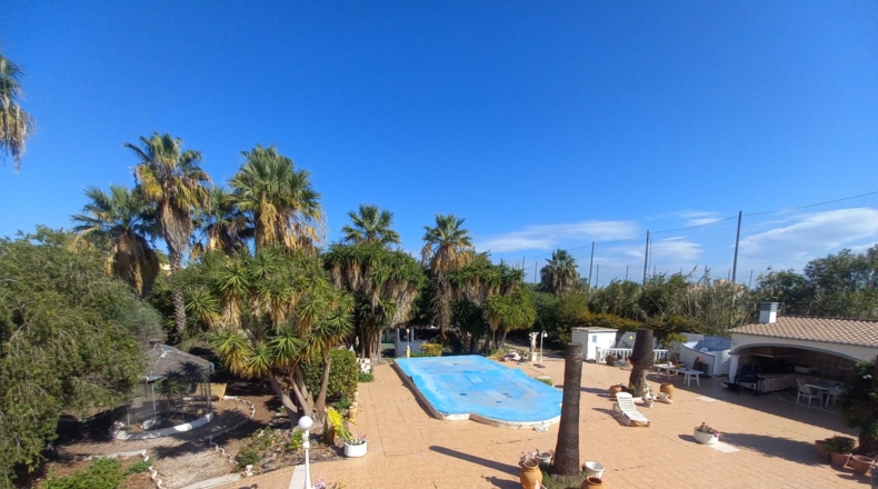 Valencia - Oliva - 7000m2