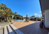 Villa con terreno en venta en Oliva ref: TR111791 foto