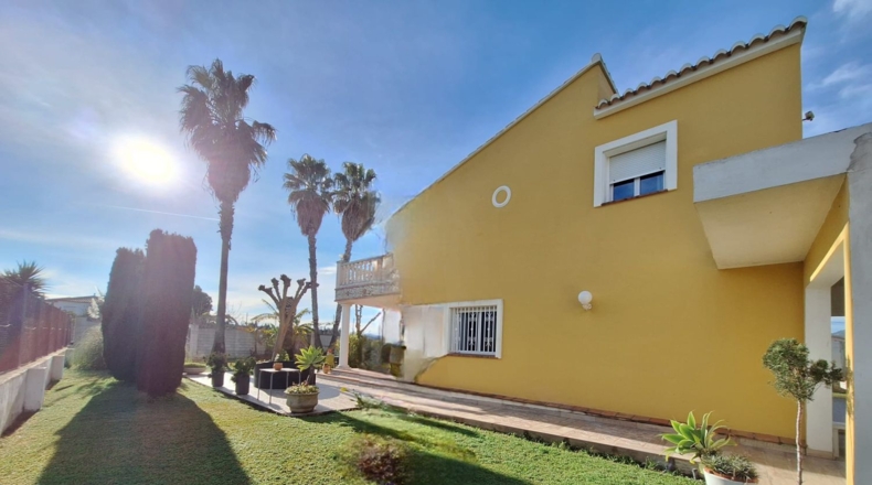 Valencia - Oliva - 900m2