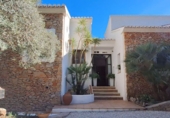 Villa con terreno en venta en Jávea ref: TR110020 foto