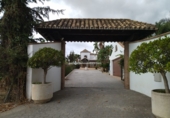 Vil·la amb terreny en venda a Estepona ref.: TR108840 foto