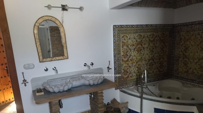 Malaga - Barriada Pablo Picasso - 4000m2