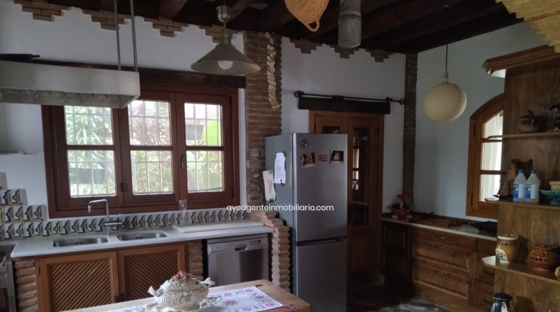 Malaga - Barriada Pablo Picasso - 4000m2