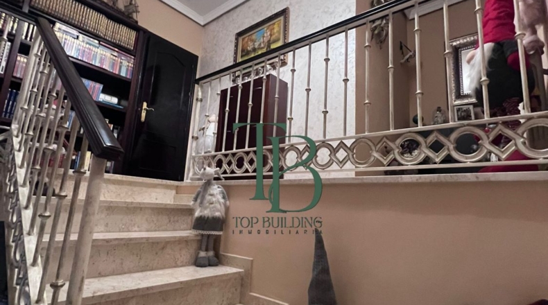Малага - Antequera - 432m2