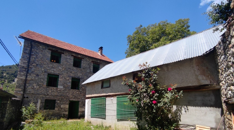Huesca - Salinas - 890m2