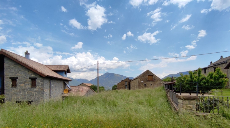 Huesca - Ligüerre de Ara - 640m2