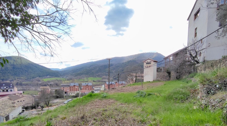 Huesca - Boltaña - 220m2
