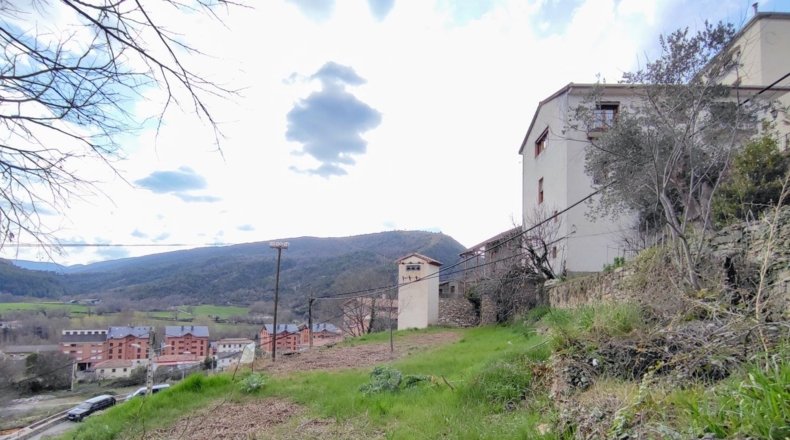 Huesca - Boltaña - 220m2