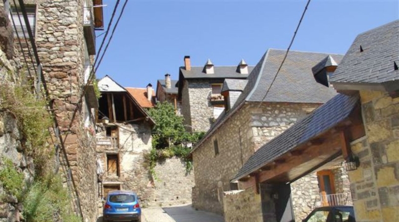 Huesca - San Juan de Plan - 1500m2