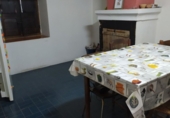 Дом с участком на продажу в городе Aínsa. Фото