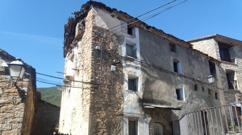 Huesca - Araguás - 600m2