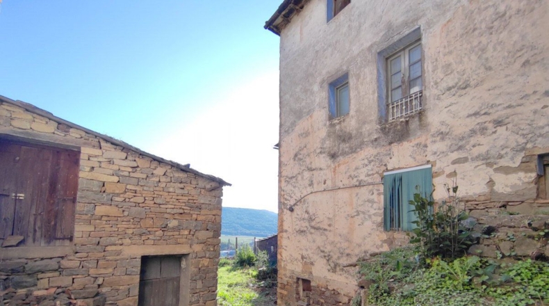 Huesca - Aínsa - 400m2