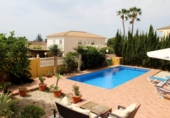 Xalet independent amb terreny en venda a Calp ref.: TR109345 foto