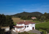 Xalet independent amb terreny en venda a la España, Arnuero, ref.: TR253875 foto