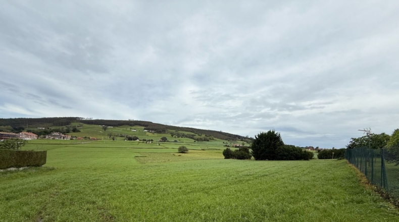 Cantabria - San Mamés de Meruelo - 2530m2