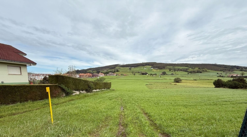 Cantabria - San Mamés de Meruelo - 2530m2