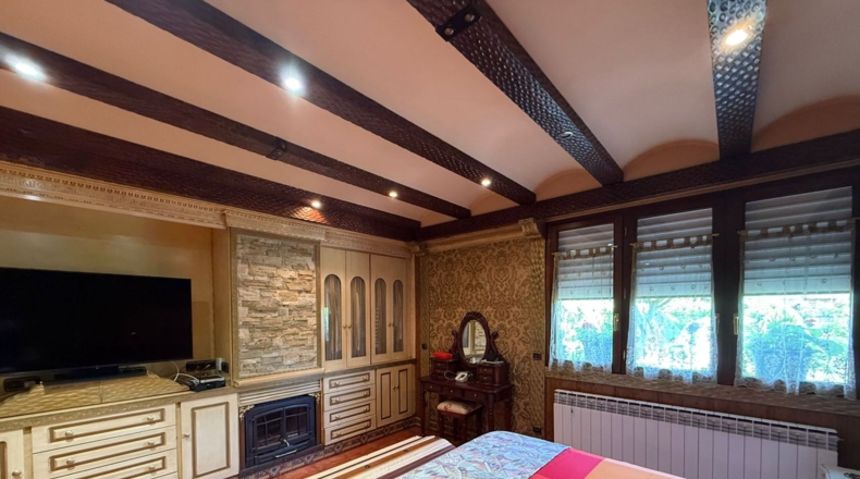 Burgos - Villasana de Mena - 2126m2