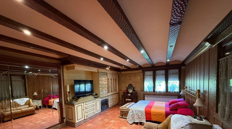 Burgos - Villasana de Mena - 2126m2