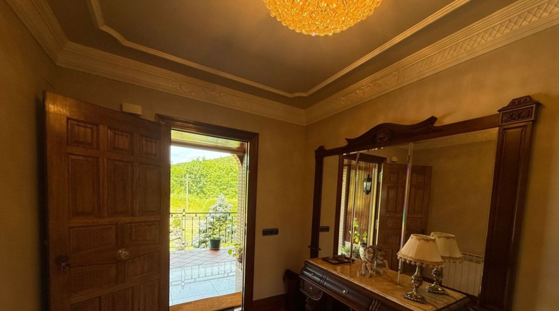 Burgos - Villasana de Mena - 2126m2