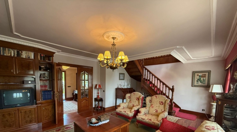 Burgos - Villasana de Mena - 2126m2