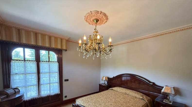Burgos - Villasana de Mena - 2126m2