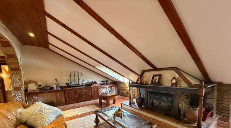 Burgos - Villasana de Mena - 2126m2