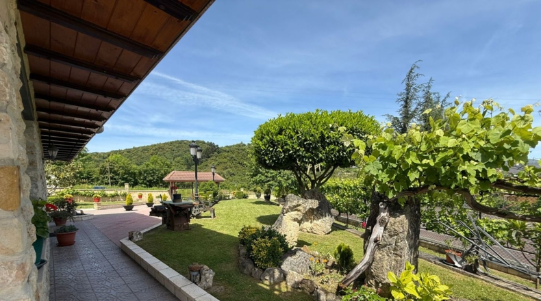 Burgos - Villasana de Mena - 2126m2