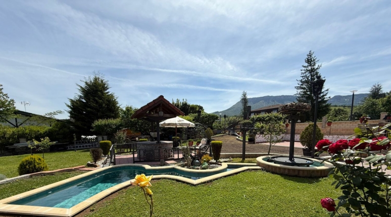 Burgos - Villasana de Mena - 2126m2