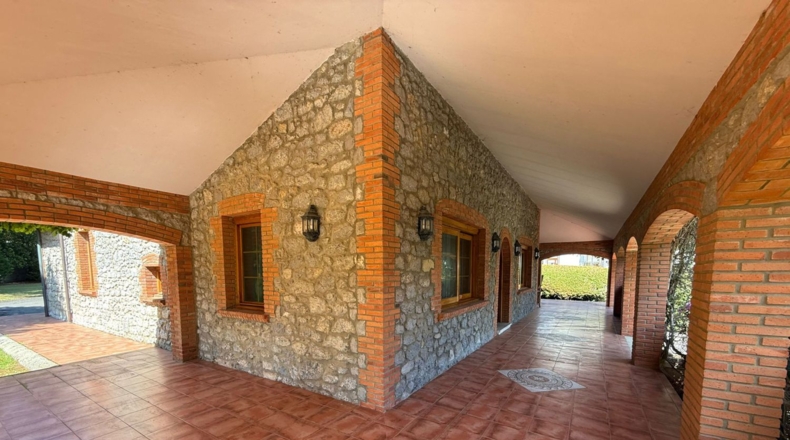 Cantabria - Barrio El Arco - 3200m2