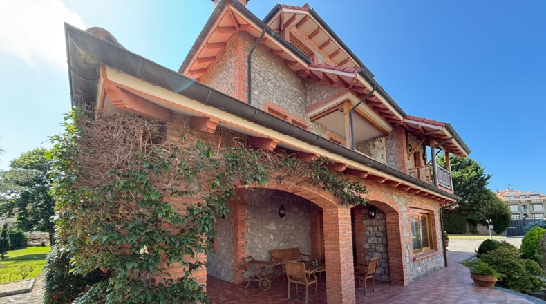 Cantabria - Barrio El Arco - 3200m2