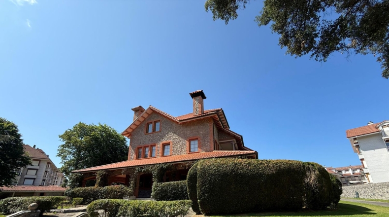 Cantabria - Barrio El Arco - 3200m2