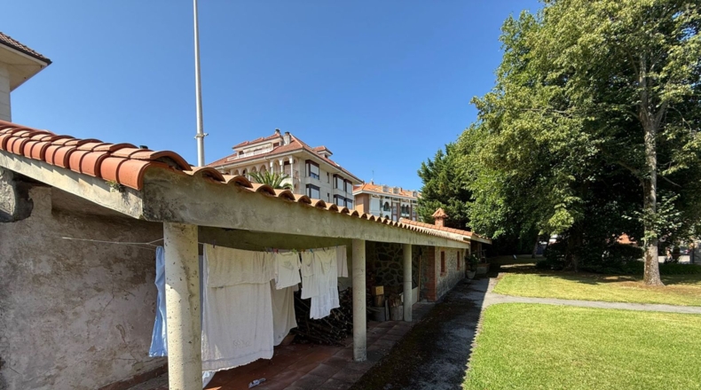 Cantabria - Barrio El Arco - 3200m2