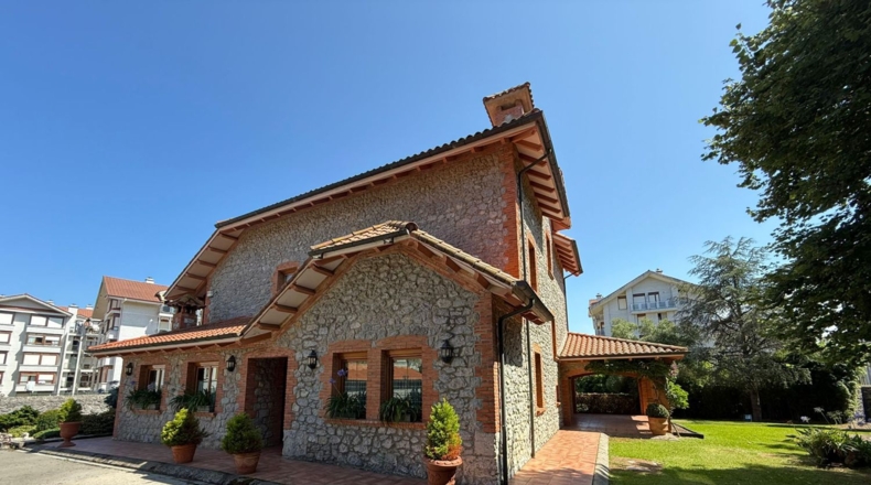 Cantabria - Barrio El Arco - 3200m2