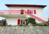 Chalet independiente con terreno en venta en Noja ref: TR348521 foto