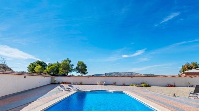 Alicante - Almoradí - 1400m2