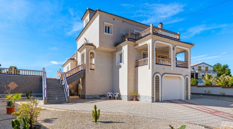 Alicante - Almoradí - 1400m2