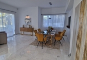 Vil·la amb terreny en lloguer a Marbella ref.: TR255542 foto
