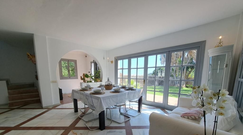 Málaga - Estepona - 2000m2