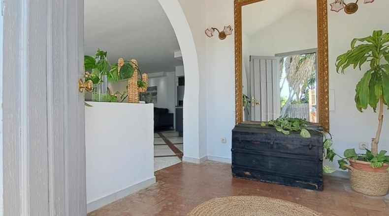 Málaga - Estepona - 2000m2