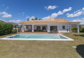 Vil·la amb terreny en lloguer a la España, Benahavís, ref.: TR263303 foto