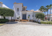 Vil·la amb terreny en lloguer a la España, Benahavís, ref.: TR263303 foto
