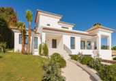 Villa con terreno en venta en la España, Marbella, ref: TR188991 foto