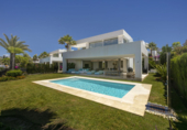 Vil·la amb terreny en lloguer a Marbella ref.: TR260534 foto