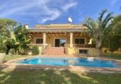 Vil·la amb terreny en lloguer a la España, Marbella, ref.: TR255559 foto