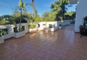 Vil·la amb terreny en venda a Marbella ref.: TR232814 foto