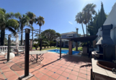 Vil·la amb terreny en venda a Estepona ref.: TR307568 foto