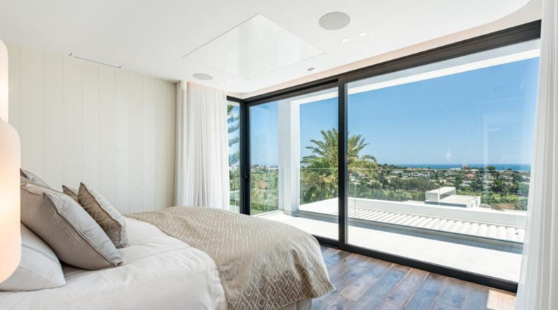 Málaga - Estepona - 1495m2